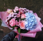 Букет цветов с гортензией «Миранда»