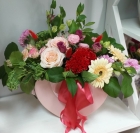 Букет цветов в шляпной коробке «Дежавю» 