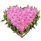 Букет – сердце из розовых роз 