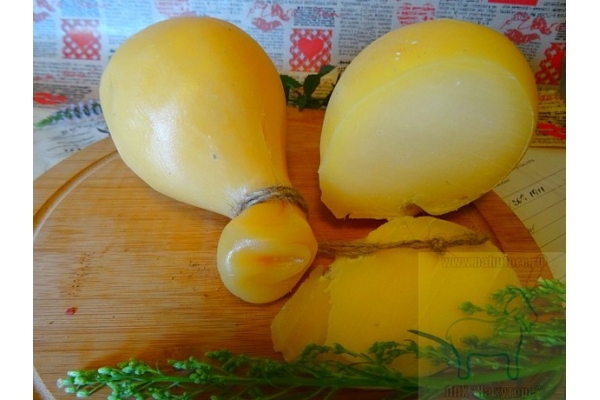 Сыр «Скаморца» и «Качокавалло» 