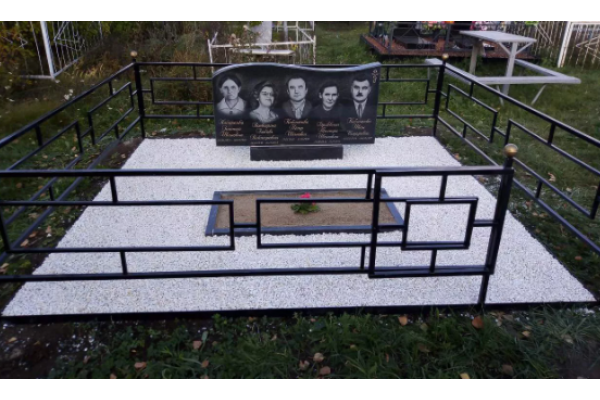 Установка надгробия на кладбище