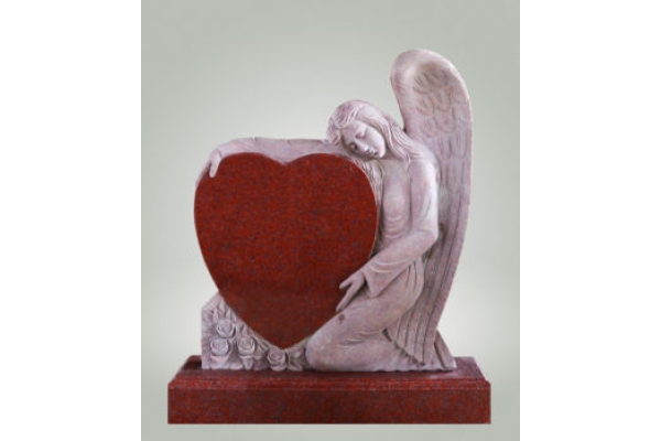 Детский памятник скорбящий ангел с сердцем