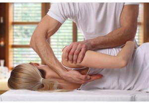 Сеанс массажа с элементами мануальной терапии