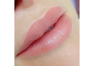 Перманентный макияж губ Акварельные губки