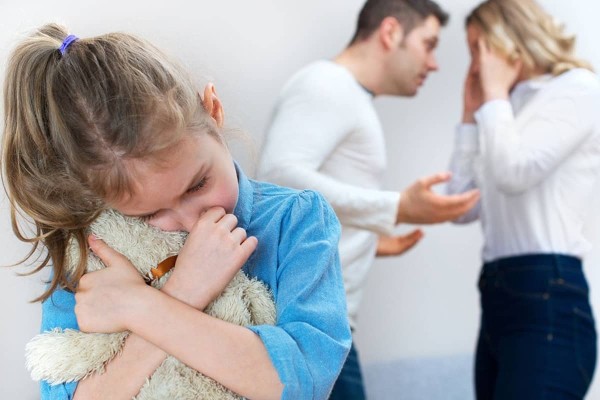 Как ребенку пережить развод родителей