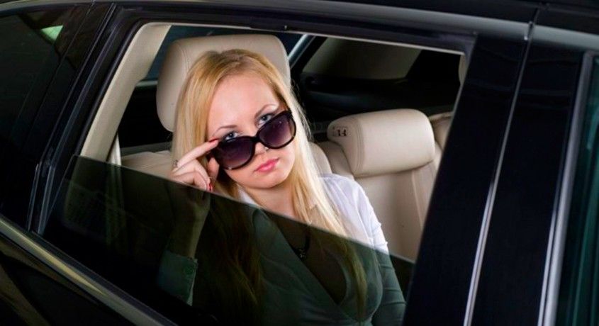 Защитите свой автомобиль от «лишних глаз»! Скидка 60% на тонировку задних стекол автомобиля в установочном центре «Bitstop».