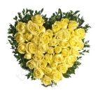 Букет желтых роз в виде сердца