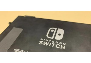 Замена дисплея Nintendo Switch