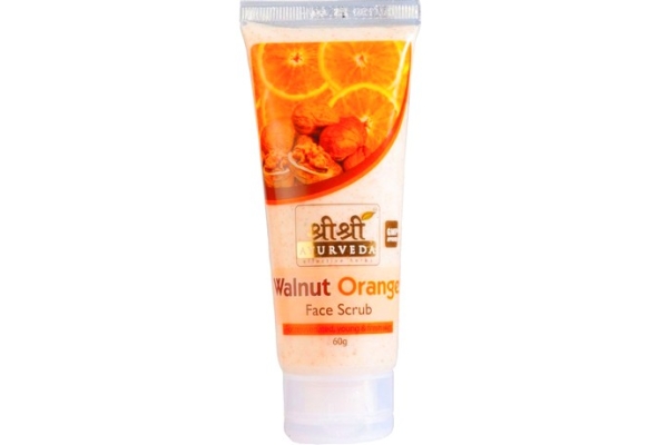 Скраб для лица с грецким орехом и апельсином от Шри Шри Аюрведа. Walnut Orange Face Scrub Sri Sri Ayurveda.