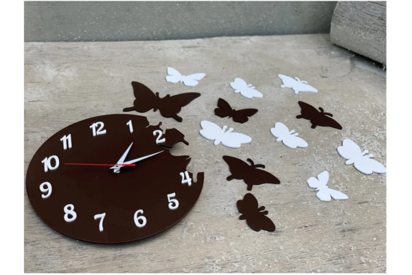 Часы декорация на стену Бабочки