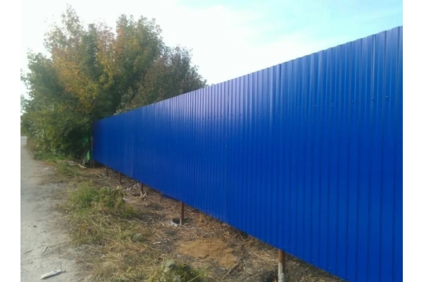 Забор из профлиста 2,75 м С8 с двухсторонним полимерным покрытием 