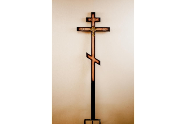 Крест деревянный с распятием