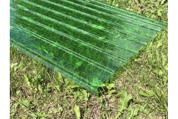 Профлист пластиковый прозрачный зеленый 1,8м х 0,9м