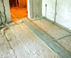 Прокладка короба по гипсовому/цементному/бетонному основанию сеч. 150 - 200 мм2 
