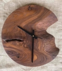 Часы из натурального дерева