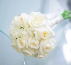 Красивый свадебный букет из роз