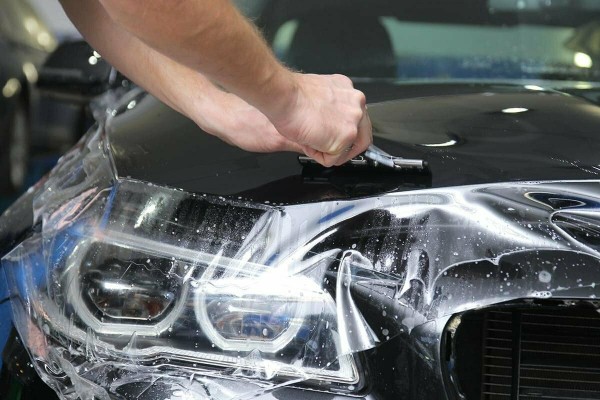 Защите автомобиля пленкой: плюсы и минусы
